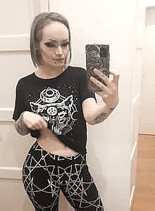It Would Make My Day If Even One Person Liked My Petite Goth Body 🖤'