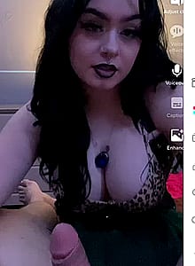 Goth Mommy Does Blow Job Trend'