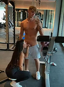 GYM Crush sucks german twink after set'