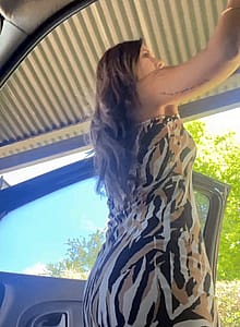 Just showing off my booty and dress outdoors 🙈'