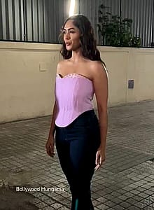 Paparazzis following ass of Mrunal Thakur but can't blame them since everyone gets attracted to her bubbly ass'