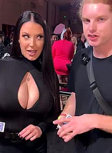 Angela white reacts to Magic!'